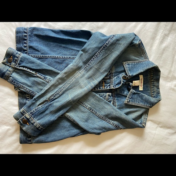 A&F Jean jacket - Picture 2 of 4